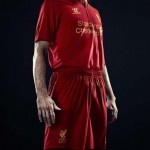 A nova camisa do Liverpool modelo 2012/2013 – preço e foto